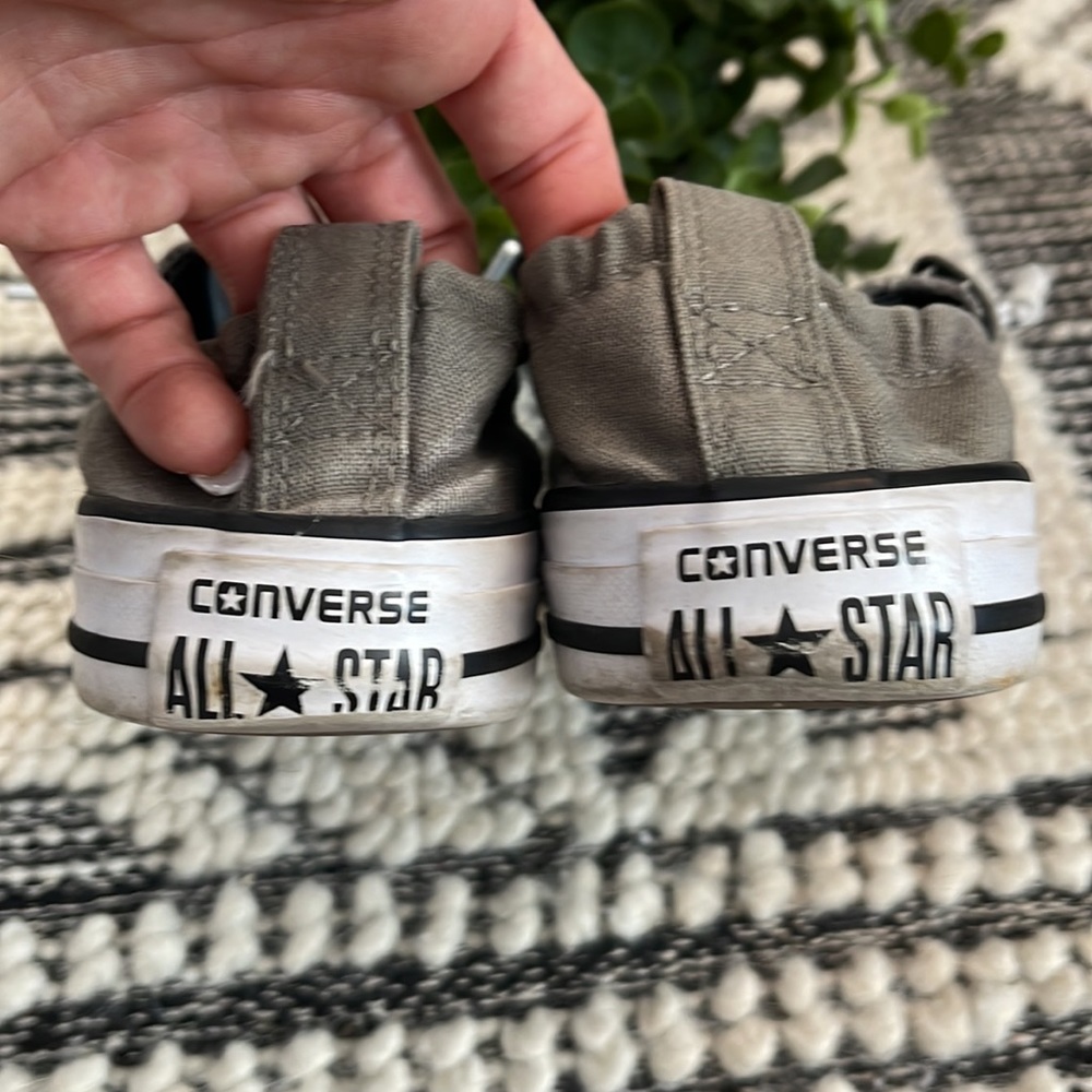 Converse Shoes - Picture 2 of 5